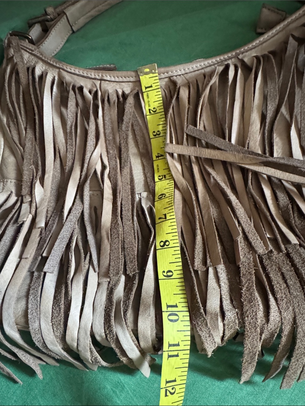 Beige leather shoulder/ crossbody fringe bag Italy - Picture 8 of 9